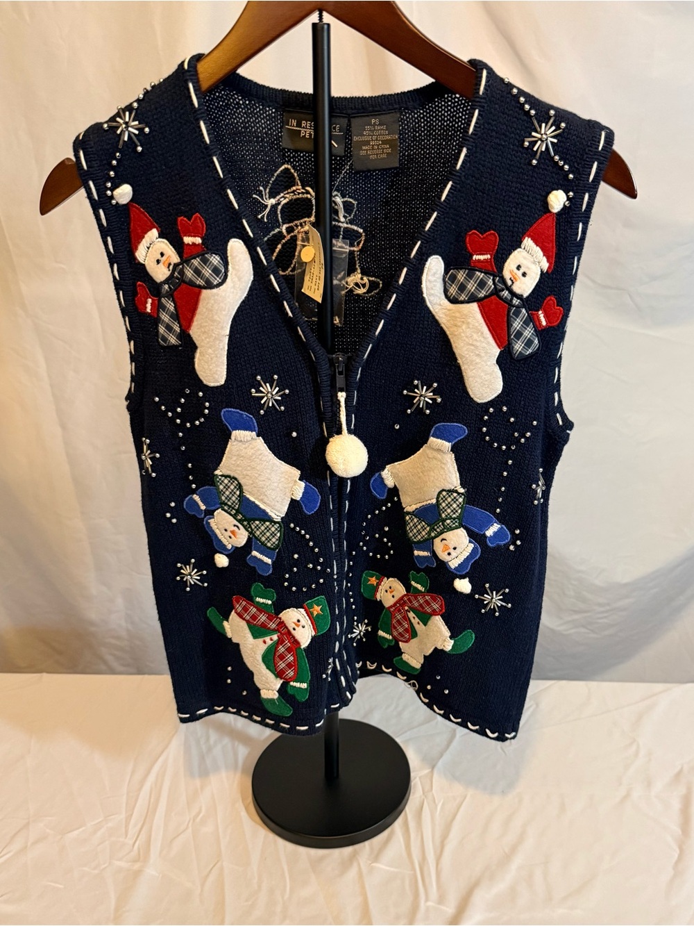 Vintage NWT Navy Snowman Embroidered V-Neck Sweater Vest  size PS (QQ9)